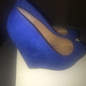 Blue suede wedges Aldo size 6